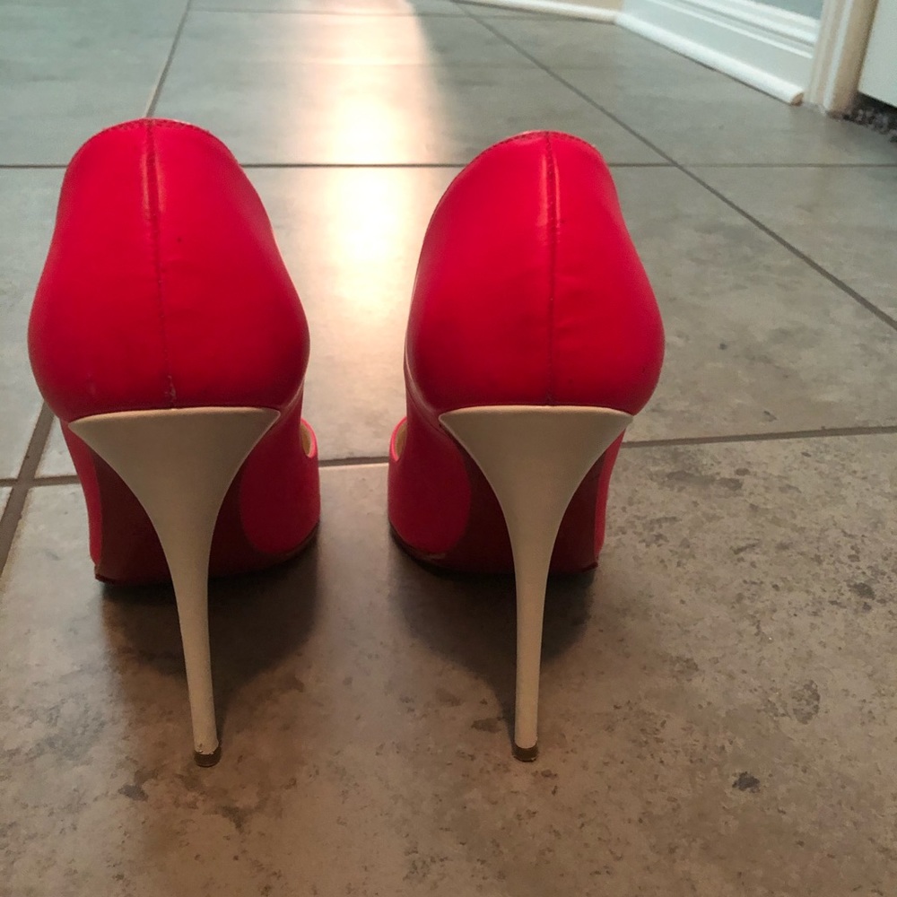 Christian Louboutin Pumps. No trades. - Picture 3 of 6